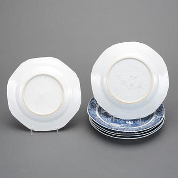 TALLRIKAR, 6 st, porslin, Kina, Qianlong, 1700-tal.