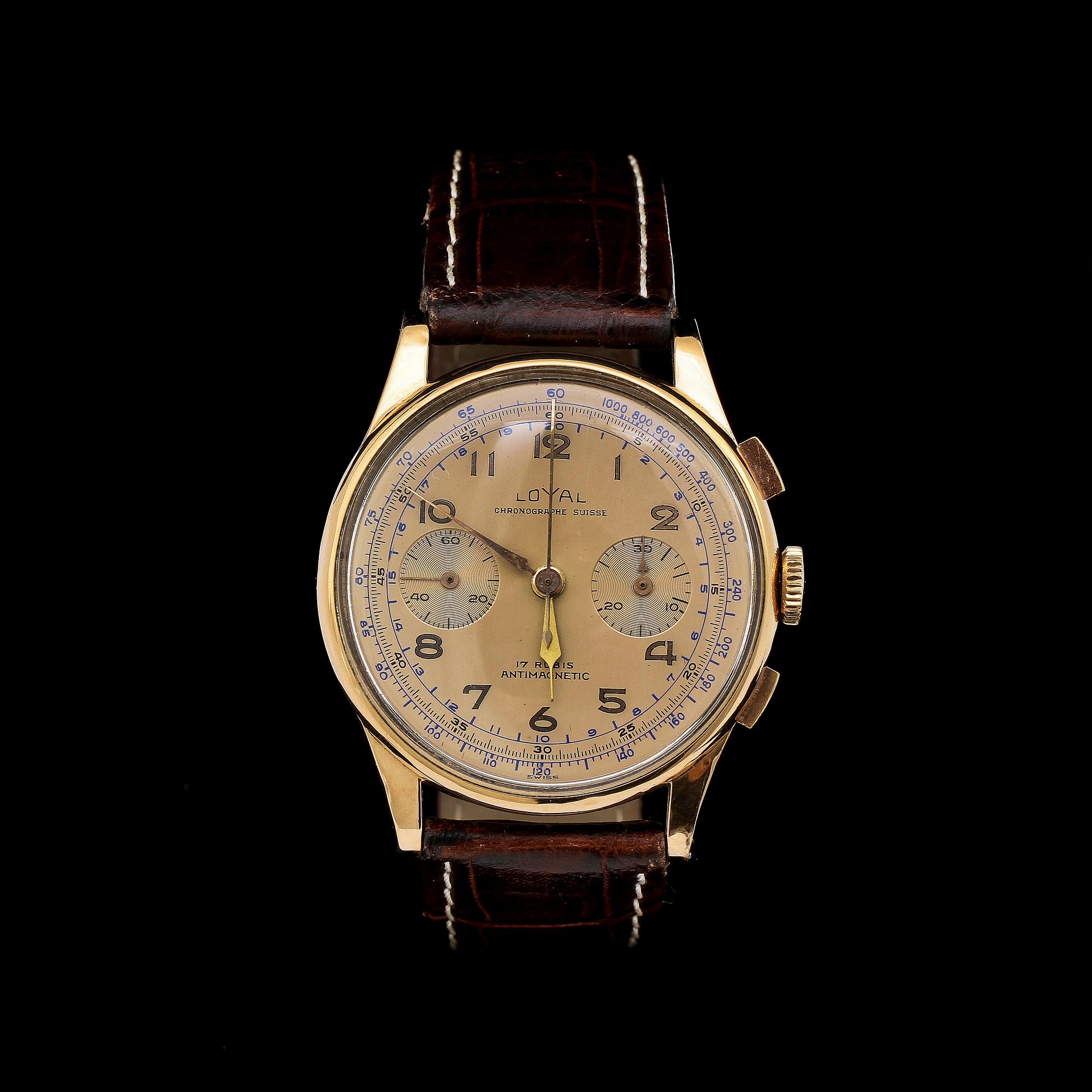 HERRARMBANDSUR, guld 18k Loyal, Chronographe Suisse, 1900-talets andra hälft.