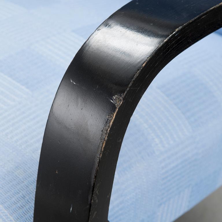 A pair of mid 20th century '36/401' armchairs for Artek, Finland.