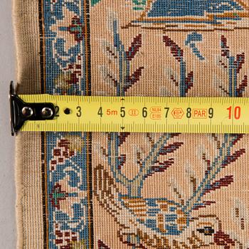 CARPET, old, Isfahan. Circa 156 x 111 cm.