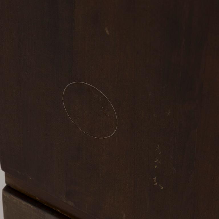 Aino Aalto, kirjahylly / kirjakaappi, 412/4 O.Y. Huonekalu- ja Rakennustyötehdas A.B. 1940-luku.