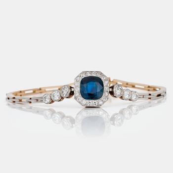 614. A sapphire, circa 2.50 cts, and diamond bracelet.