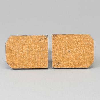 A PAIR OF ART DECÓ BOOK STANDS, 1930s.
