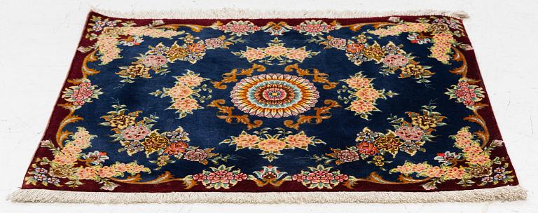 Carpet, silk, approx. 59 x 50 cm.