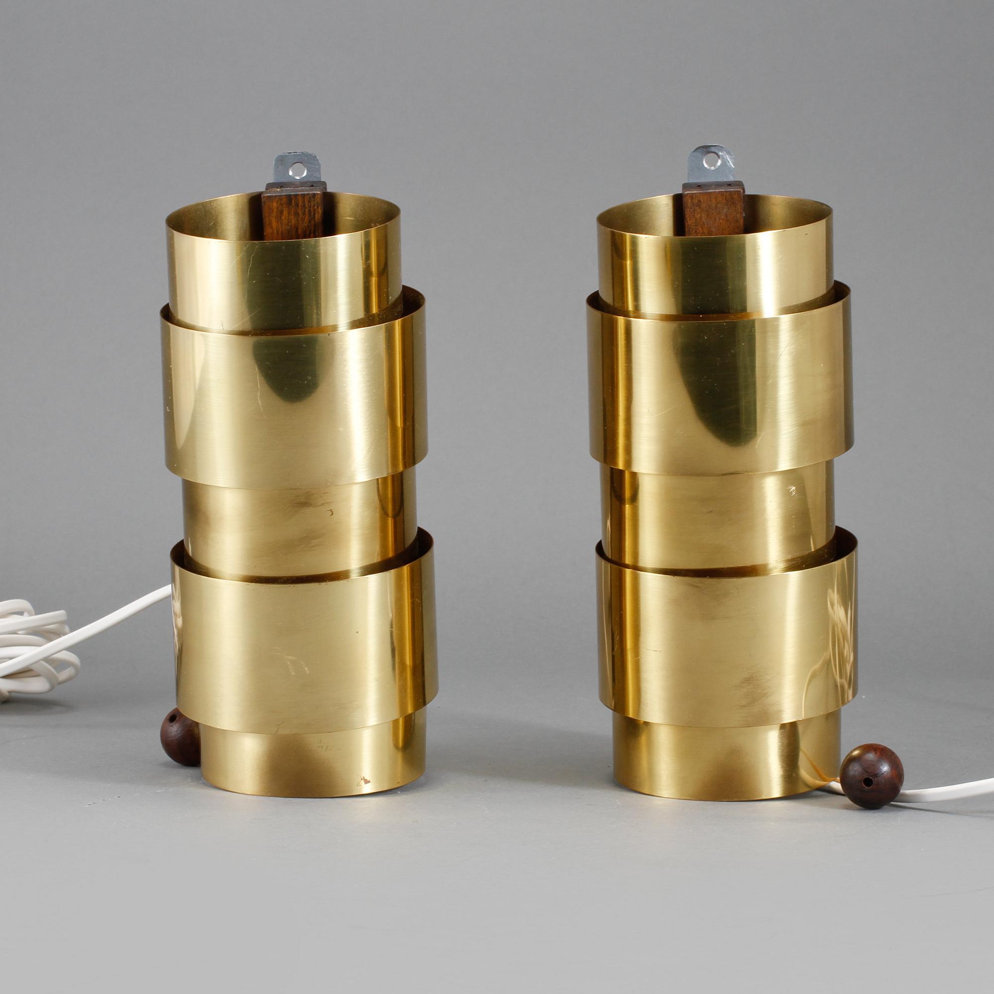 VÄGGLAMPOR, ett par, troligen Hans-Agne Jakobsson, Markaryd, 1900-talets andra hälft.