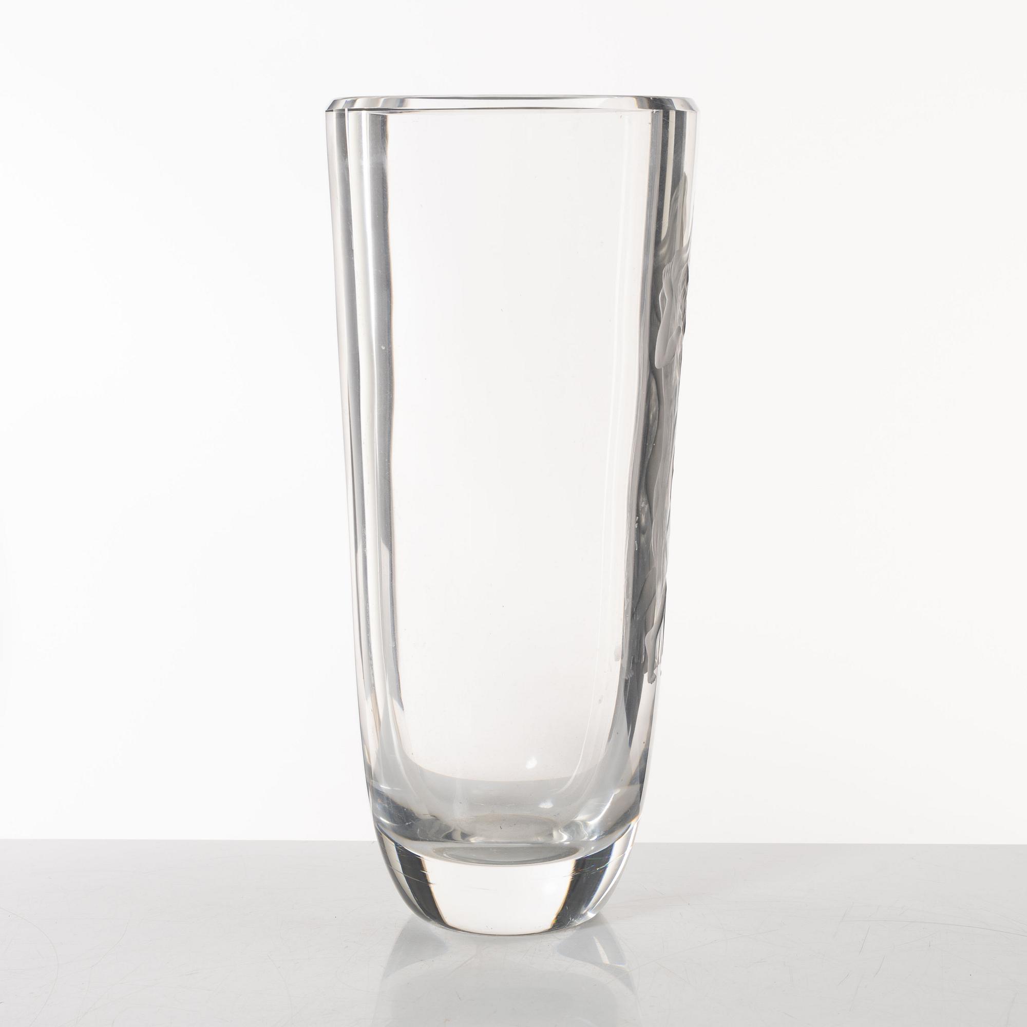 Edvin Öhrström, a glass vase, Orrefors 1942.