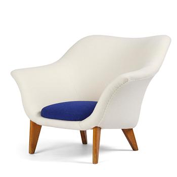371. Scandinavian Modern, an easy chair, 1950s.