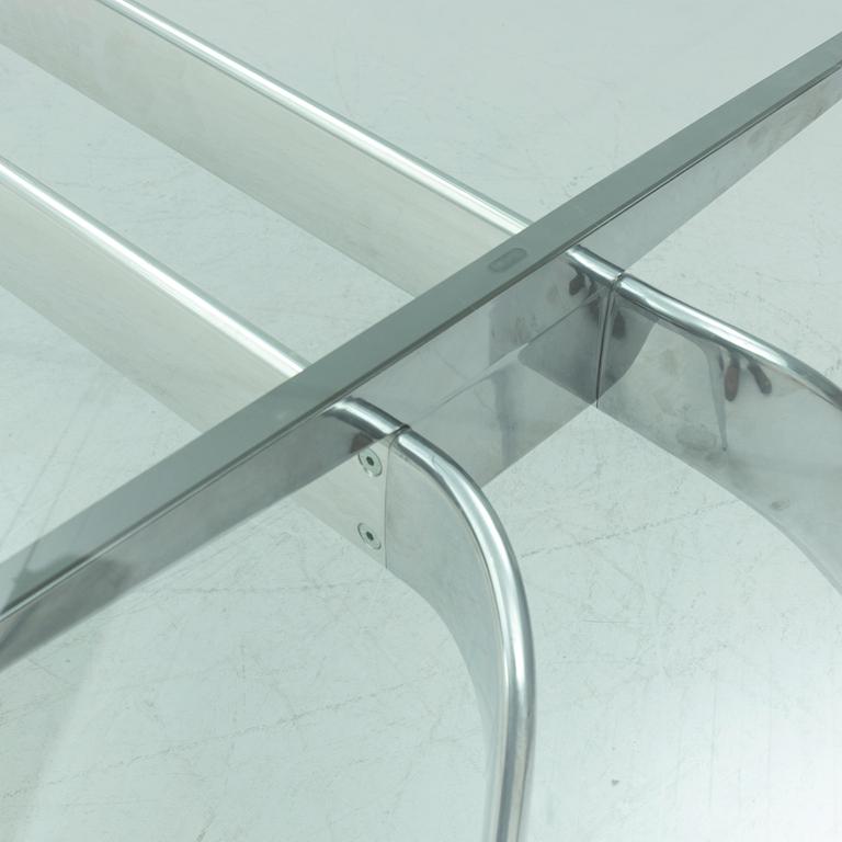 Tod Bracher, matbord, "TNo1", Fritz Hansen, Danmark.