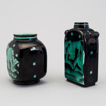 ILSE CLAESSON, 2 vaser, "Serie V", flintgods. Rörstrand 1930-tal.