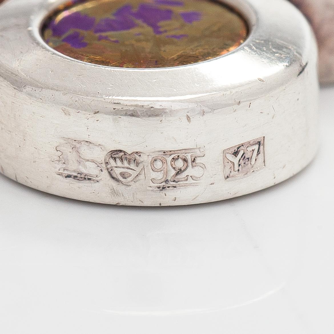 Nanny Still, hänge, silver, titan.