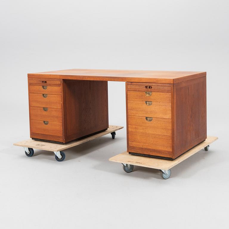Børge Mogensen, a desk model BM-66, P. Lauritsen & Son, Denmark second half of the 20th century.