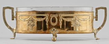 JARDINIERE, gulmetall och glas, gustaviansk stil, tidigt 1900-tal.