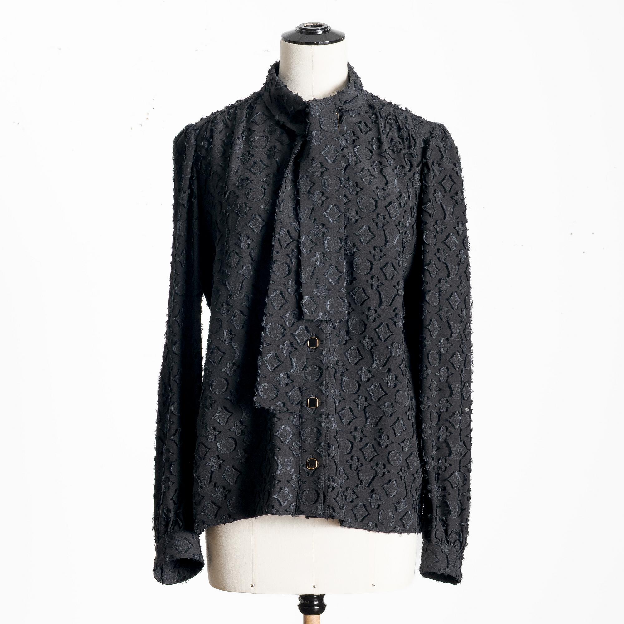 Louis Vuitton, Blouse, size Fr 38.