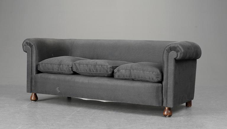 SOFFA, "Chesterfield".
Josef Frank, Firma Svenskt Tenn.