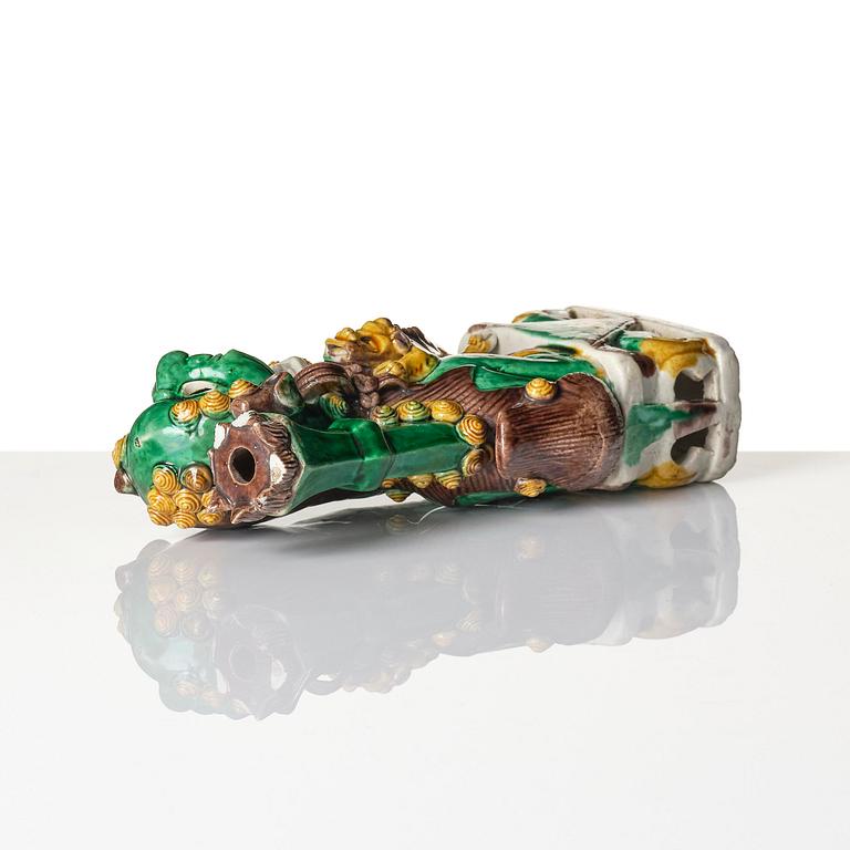 A group of sancai-glazed scholar's objects, Qing dynasty, Kangxi (1662-1722).