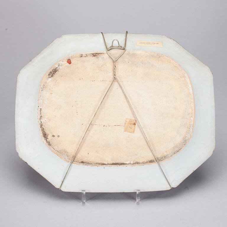 STEKFAT, porslin, Kina, Qianlong, 1700-tal.