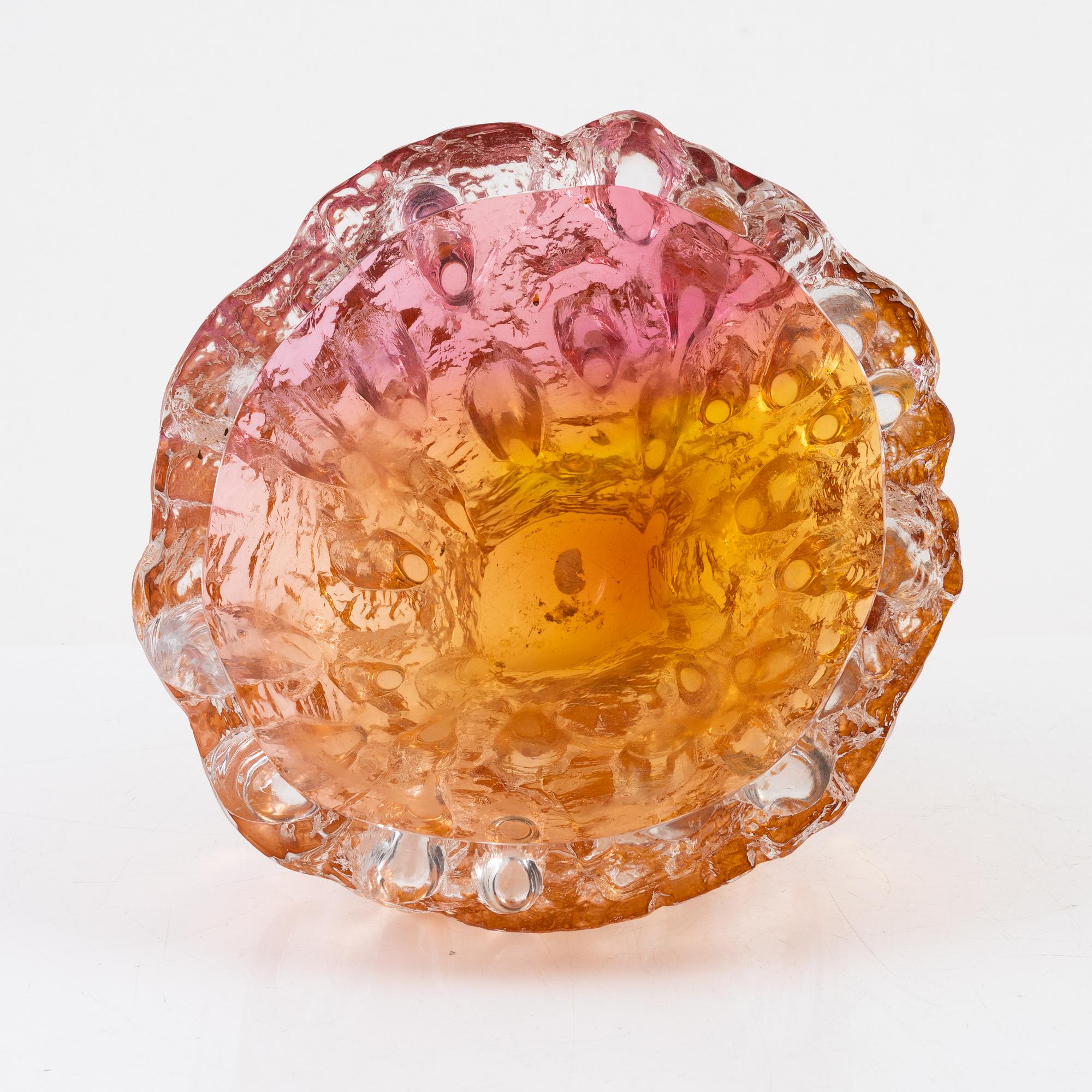 Göran Wärff, a unique glass bowl, Kosta, Sweden.