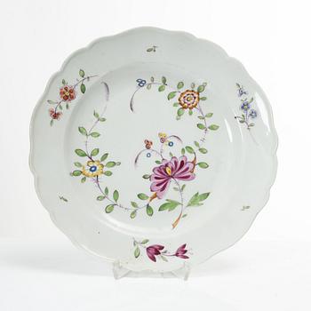 A pair of Meissen Marcolini dishes, circa 1800.