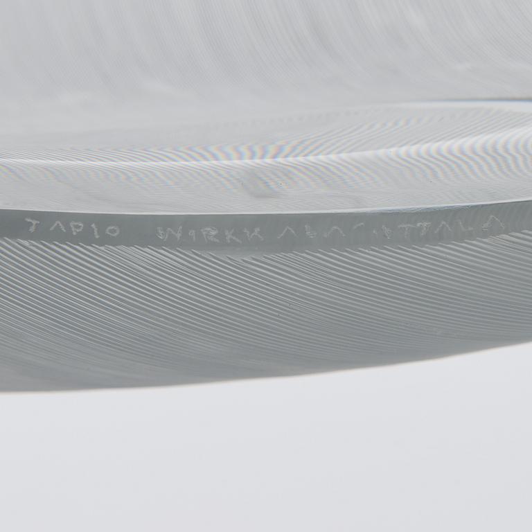 TAPIO WIRKKALA, SKÅL. Sulka (Fjäder). Signerad Tapio Wirkkala, Iittala.