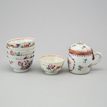 A group of 29 cups, one CREME POT and 8 saucers, Chinese export porcelain, 18th century.