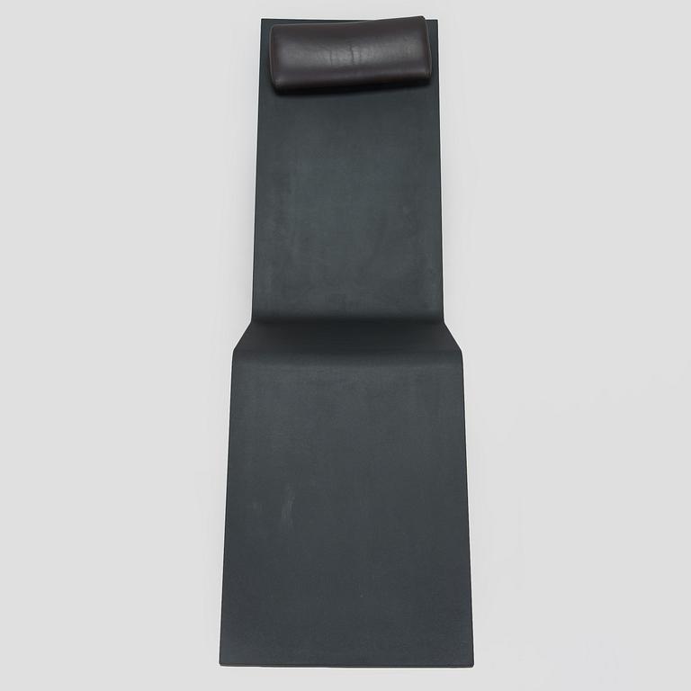 Maarten Van Severen, an "MVS Chaise" lounge chair, Vitra, 2000s.
