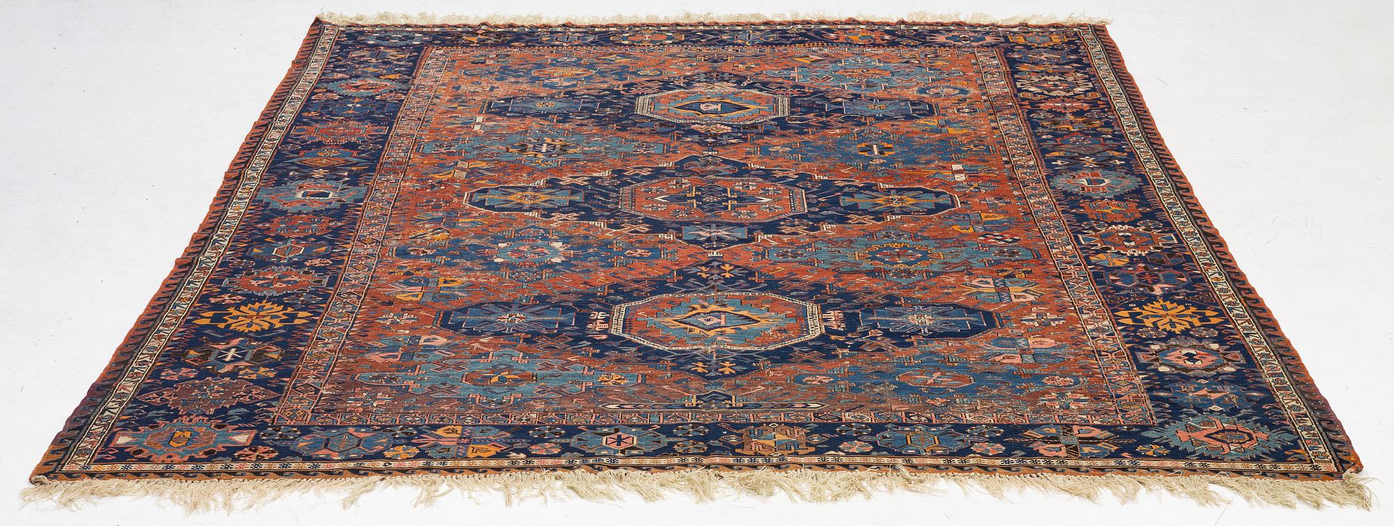 An antique Soumak carpet, East cucasus, c. 340 x 268 cm.