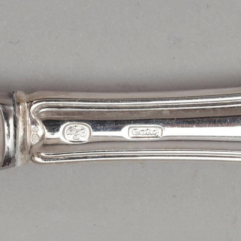 BESTICKSSERVISDELAR, silver, 44 delar, "Gammal Dansk", tot vikt 1971 gram inkl knivar. Cohr.