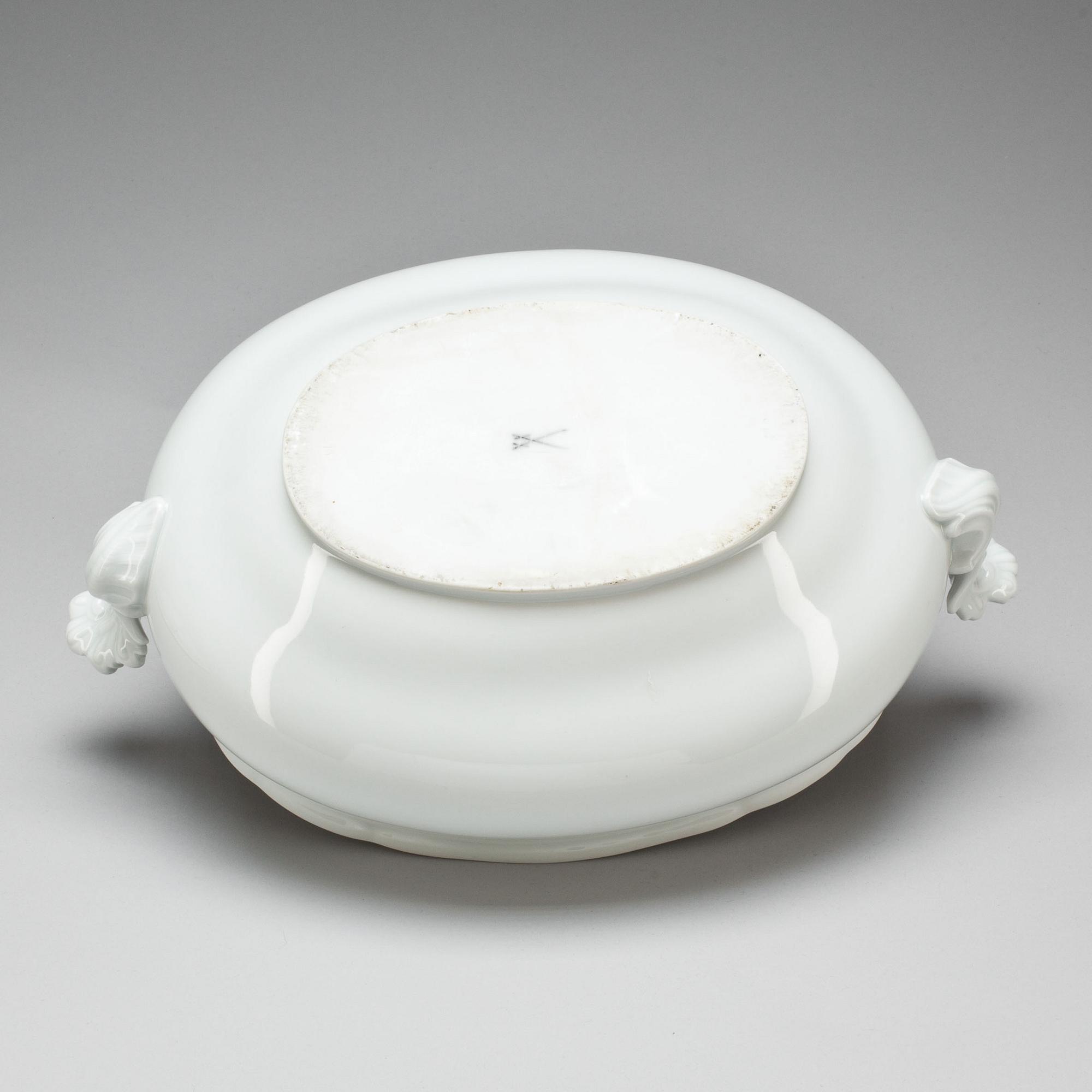 TERRIN med LOCK, porslin, Meissen, Tyskland 1800-talets slut.