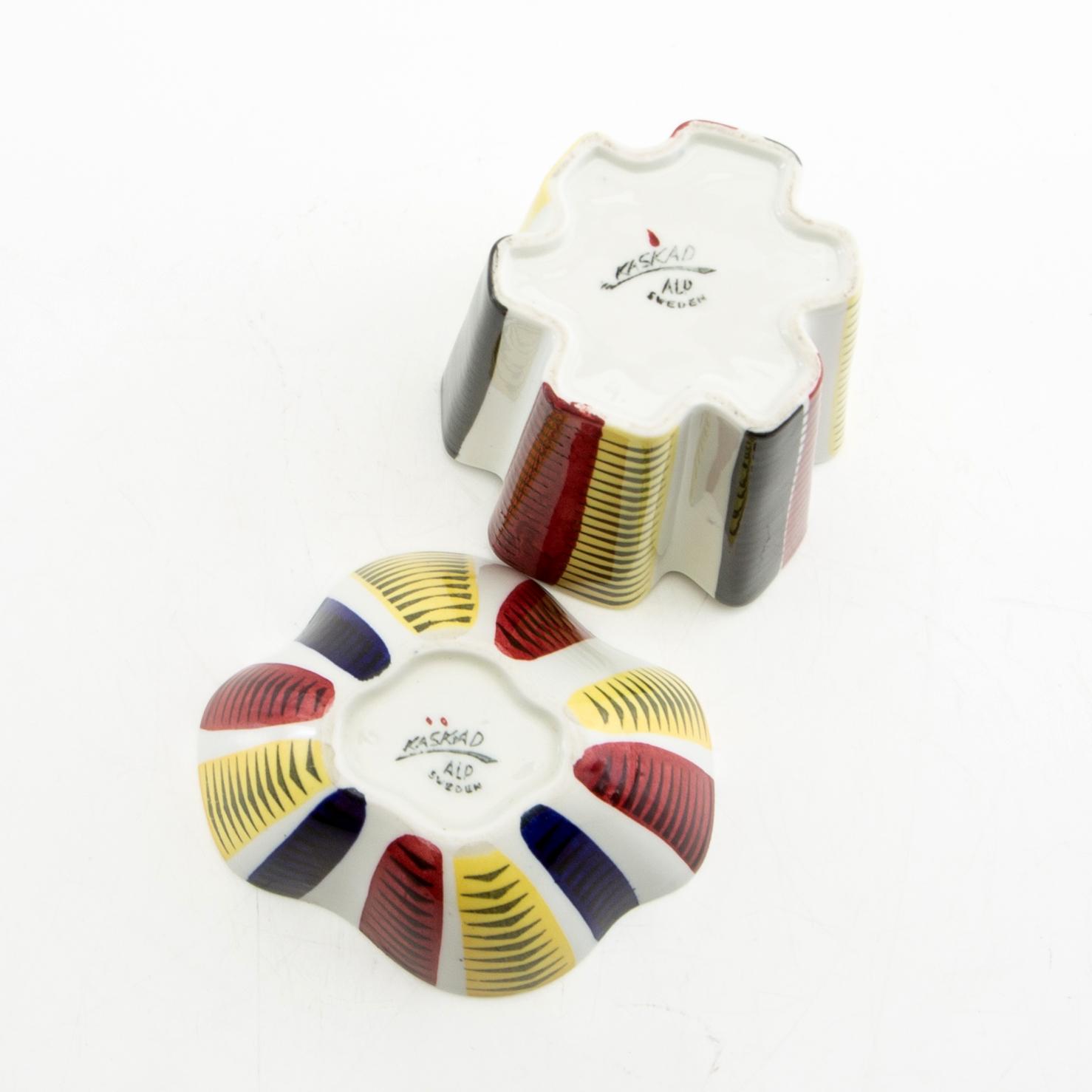 Skål och fat, "Kaskad", AB Lidköpings Porslinsfabrik, 1900-talets andra hälft.