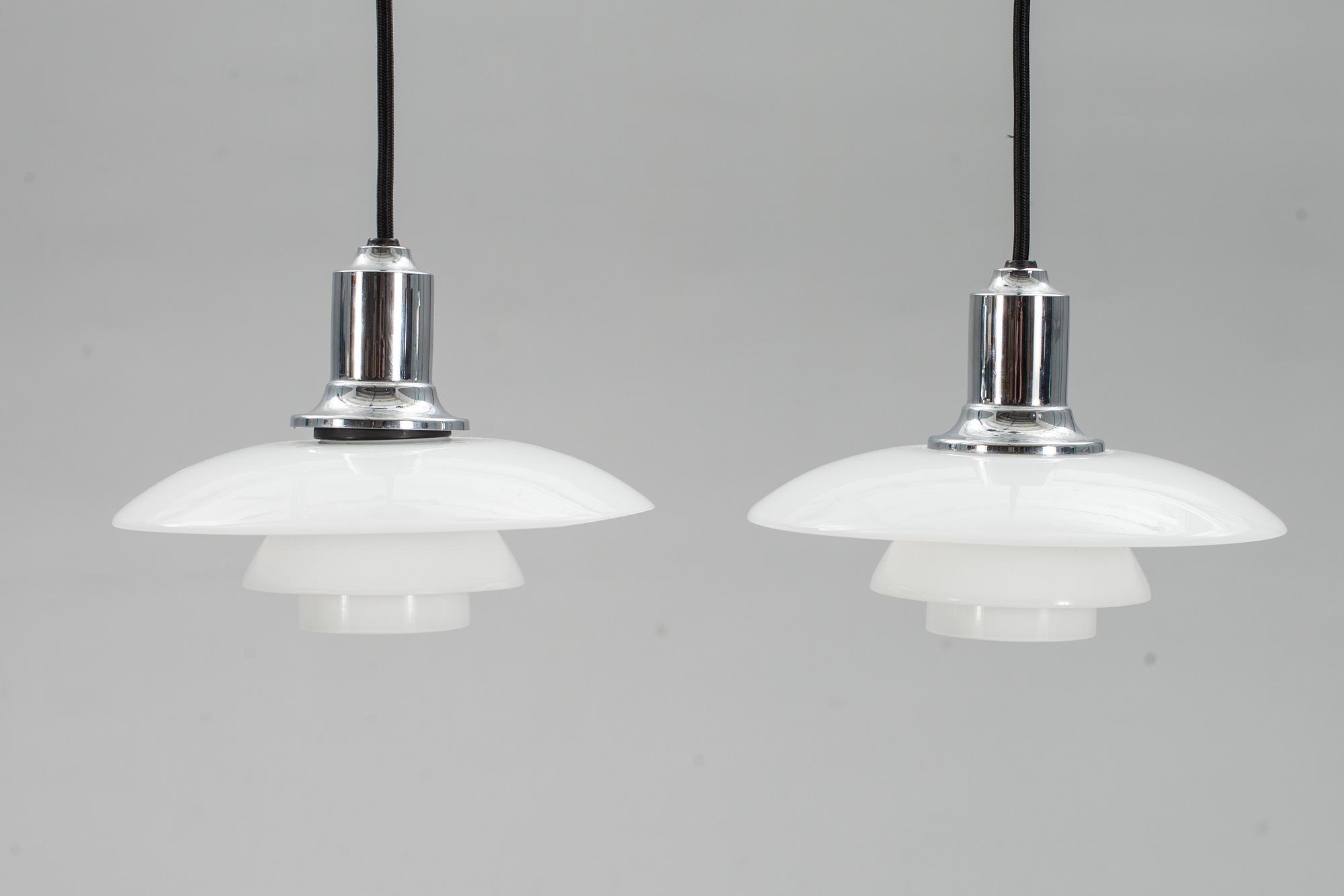 TAKLAMPOR, 2 st. "PH 2/1", Poul Henningsen för Louis Poulsen, Danmark.