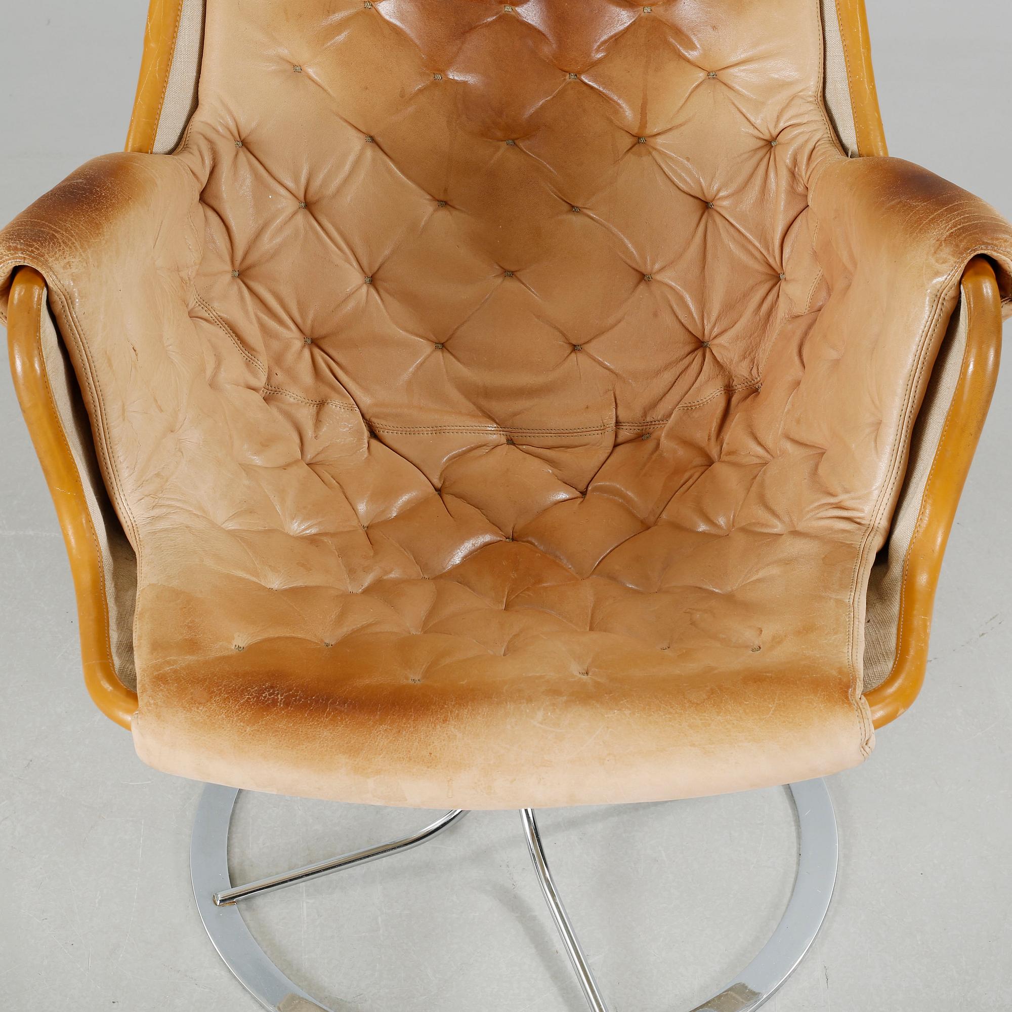 A late 20th centruy "Jetson" chair, designed by Bruno Mathson for Dux.