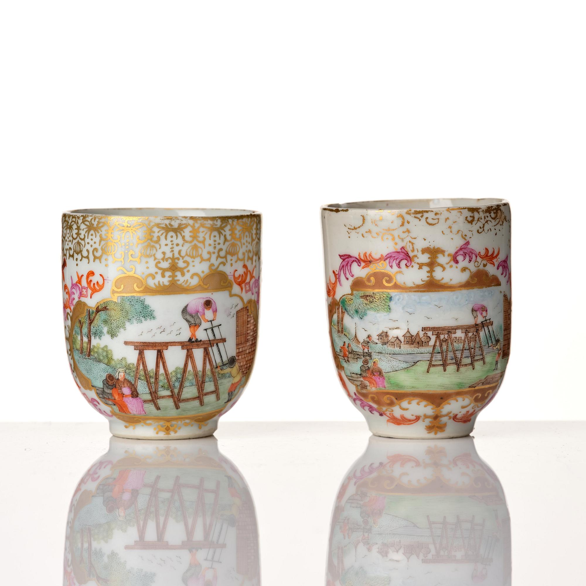 A pair of famille rose cups with saucers, Qing dynasty, Qianlong (1736-95).