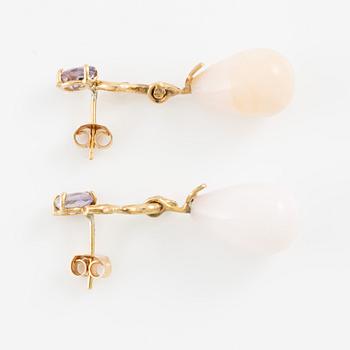 Earrings, Mandelstam, 18K gold with pink opals, amethysts, and brilliant-cut diamonds.