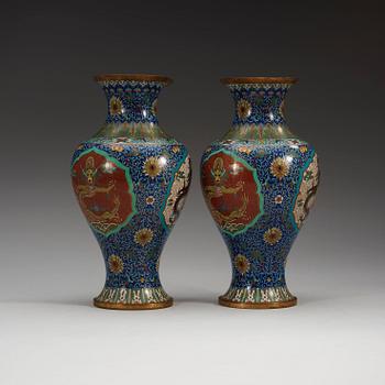 A pair of cloissoné vases, China, early 20th Century.