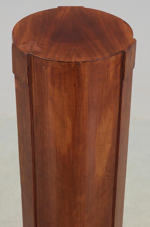 KOLONN / PIEDESTAL. Karl Johan, 1800-talets första hälft.