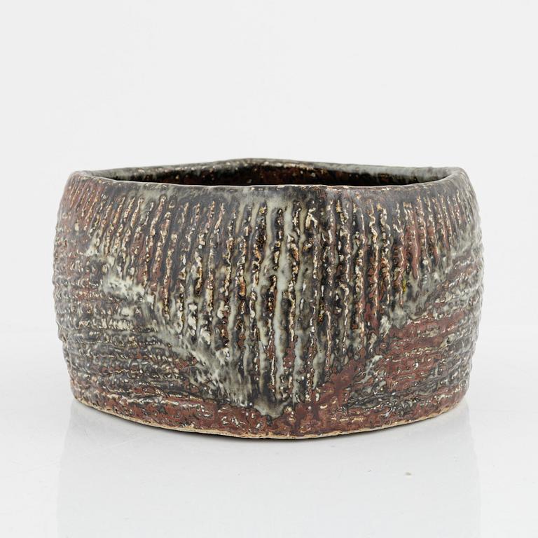 Carl-Harry Stålhane, a stoneware bowl, Rörstrand, dated -62.