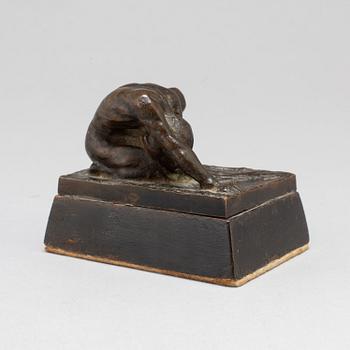 IVAR JOHNSSON, Sculpture. Bronze, unsigned. Height 4.5 cm, length 9 cm.