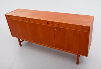SIDEBOARD, Ulferts, Tibro, 1900-talets andra hälft.