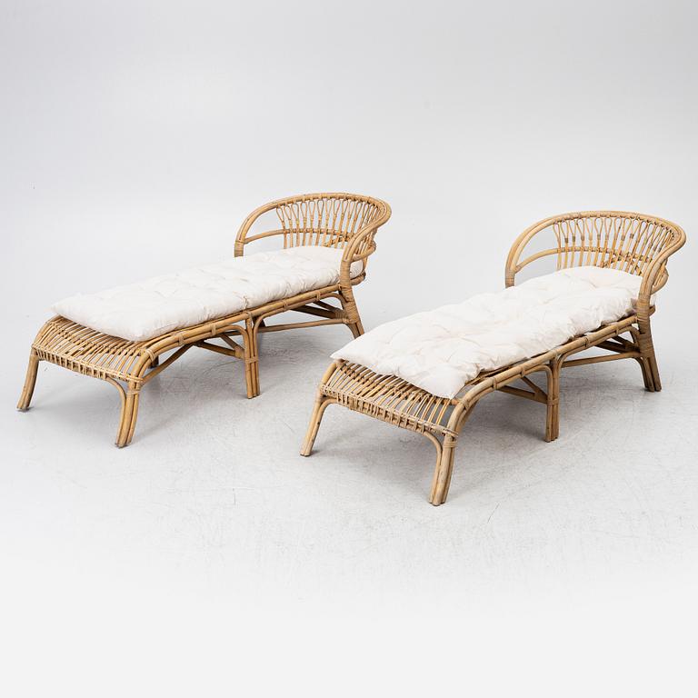 Lounge chairs, a pair, modern production.