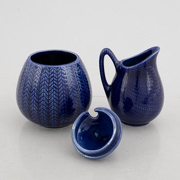 Hertha Bengtson, 27 'Blå Eld' service pieces, Rörstrand.