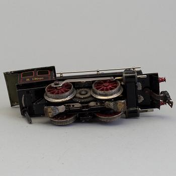 TÅGDELAR, 18 delar, bland annat Märklin, bing wercke, Karl Bub, Tyskland 1900-talets första hälft.
