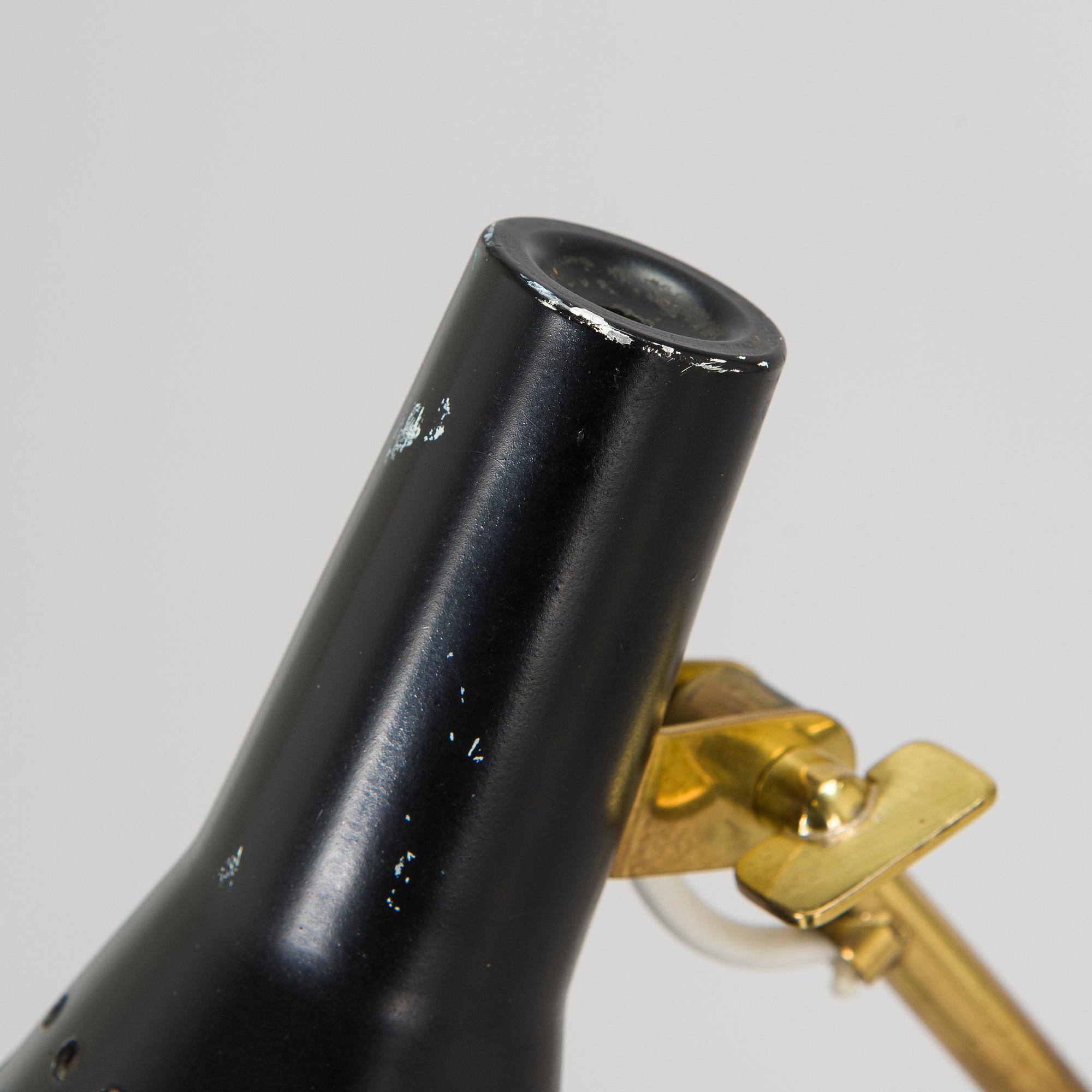 Tapio Wirkkala, A mid-20th-century 'K 10-11' floor light for Idman.