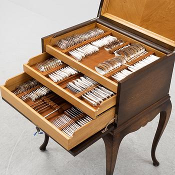 Bestickservis, silver, 159 delar, modell "Haga", Skandia, Stockholm, bl a 1945.