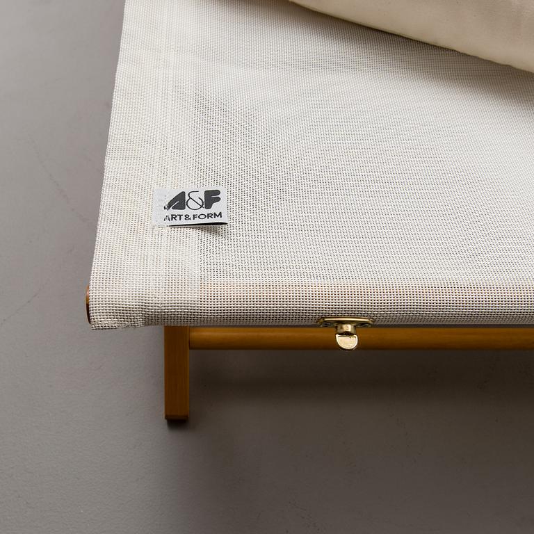 SUN LOUNGER / GUEST BED, 2 PCS, "Bauletto" by Piero De Longhi, Art&Form, Italy.