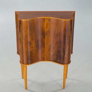 A 1940s Swedish modern cocktail cabinet by AB Rödeby möbler, Sweden.