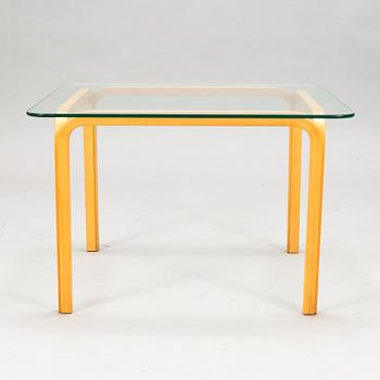 Alvar Aalto, Pöytä, Y805B, Artek 1900-luvun loppu.