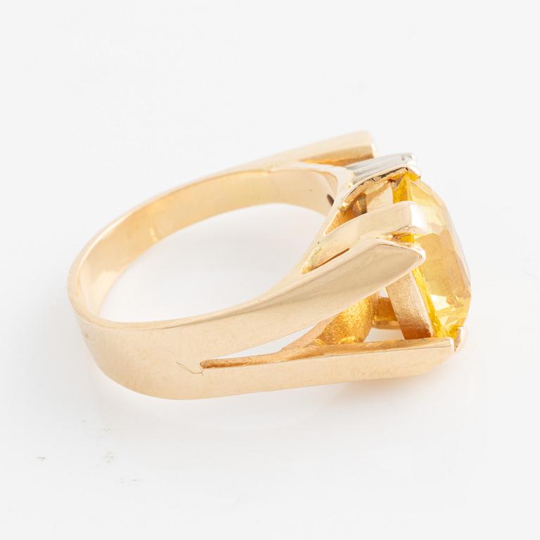 Ring, with cushion-shaped yellow sapphire and brilliant-cut diamonds, by Per G Forslund.