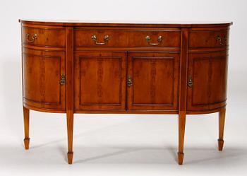 SIDEBOARD, engelsk stil, 1900-tal.