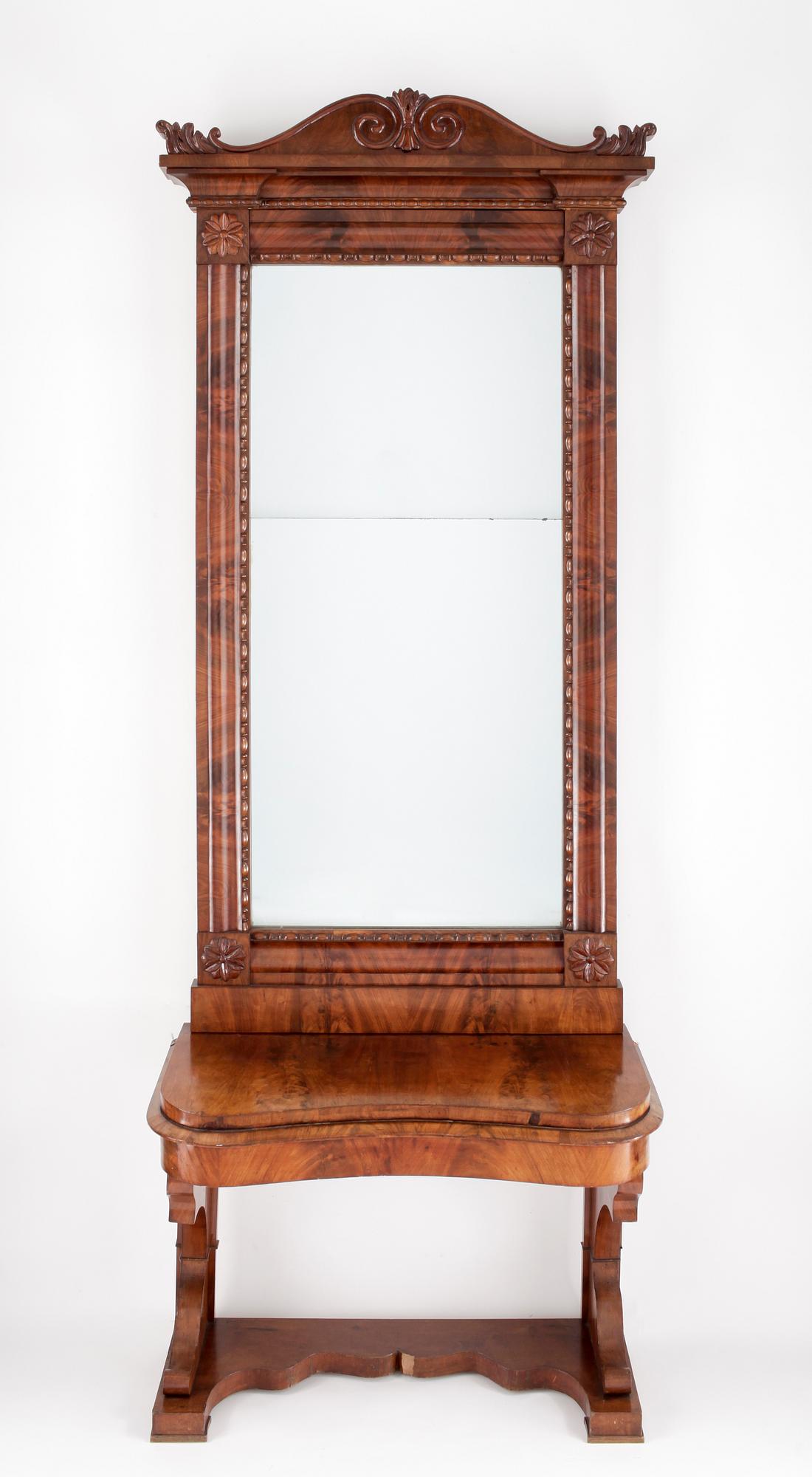 SPEGEL MED KONSOLBORD, senempire, omkring 1800-talets mitt.