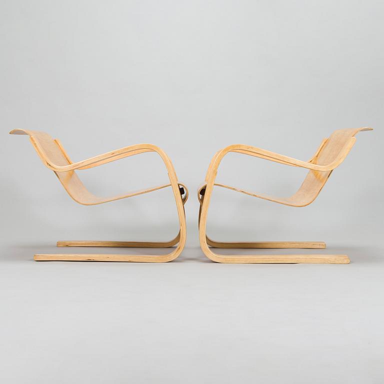 Alvar Aalto, a pair of 1940s/50s '31' armchairs for O.Y. Huonekalu- ja Rakennustyötehdas A.B.